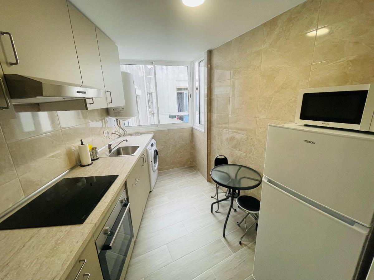 Barca 5 New Beach Apartment Sant Adrià de Besòs Kültér fotó